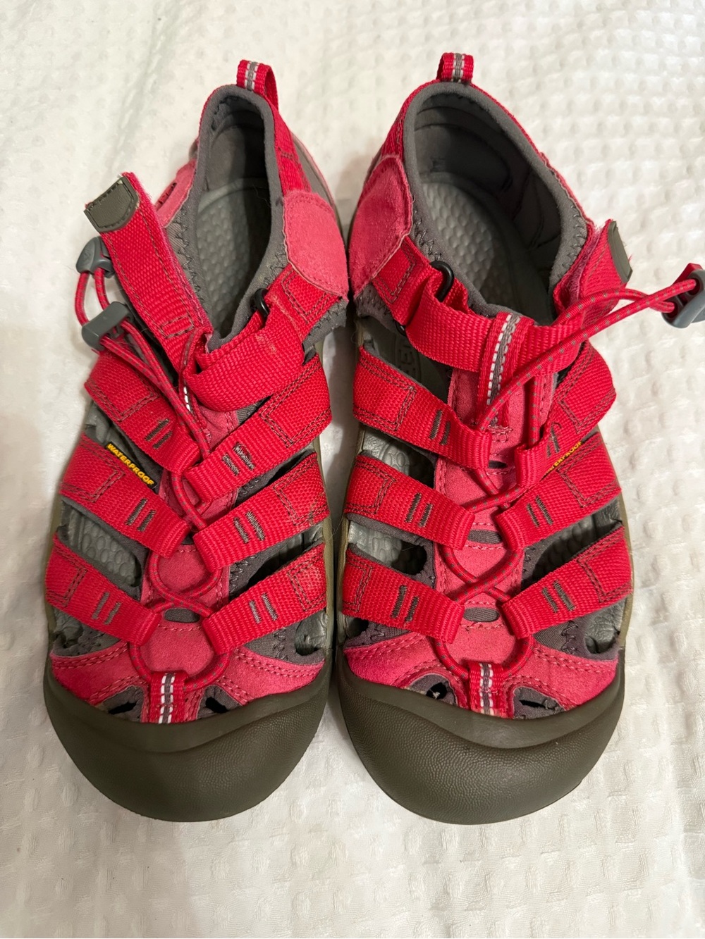 Keen Kids Newport Pink and Gray Closed-Toe Sandals